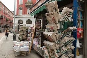 edicola-largo-treves NuovaInformazione.it - Il giornalismo sta cambiando pelle...